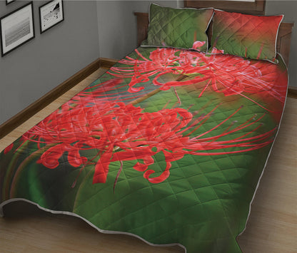 Red Japanese Amaryllis Print Quilt Bed Set