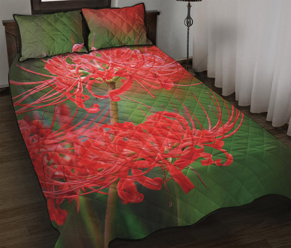 Red Japanese Amaryllis Print Quilt Bed Set