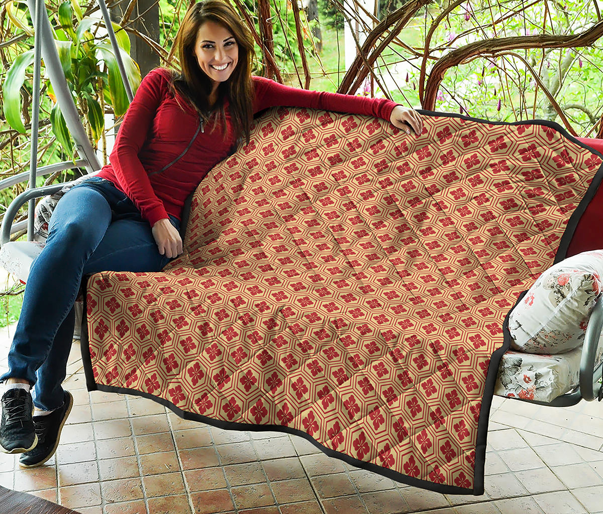 Red Japanese Flower Pattern Print Quilt