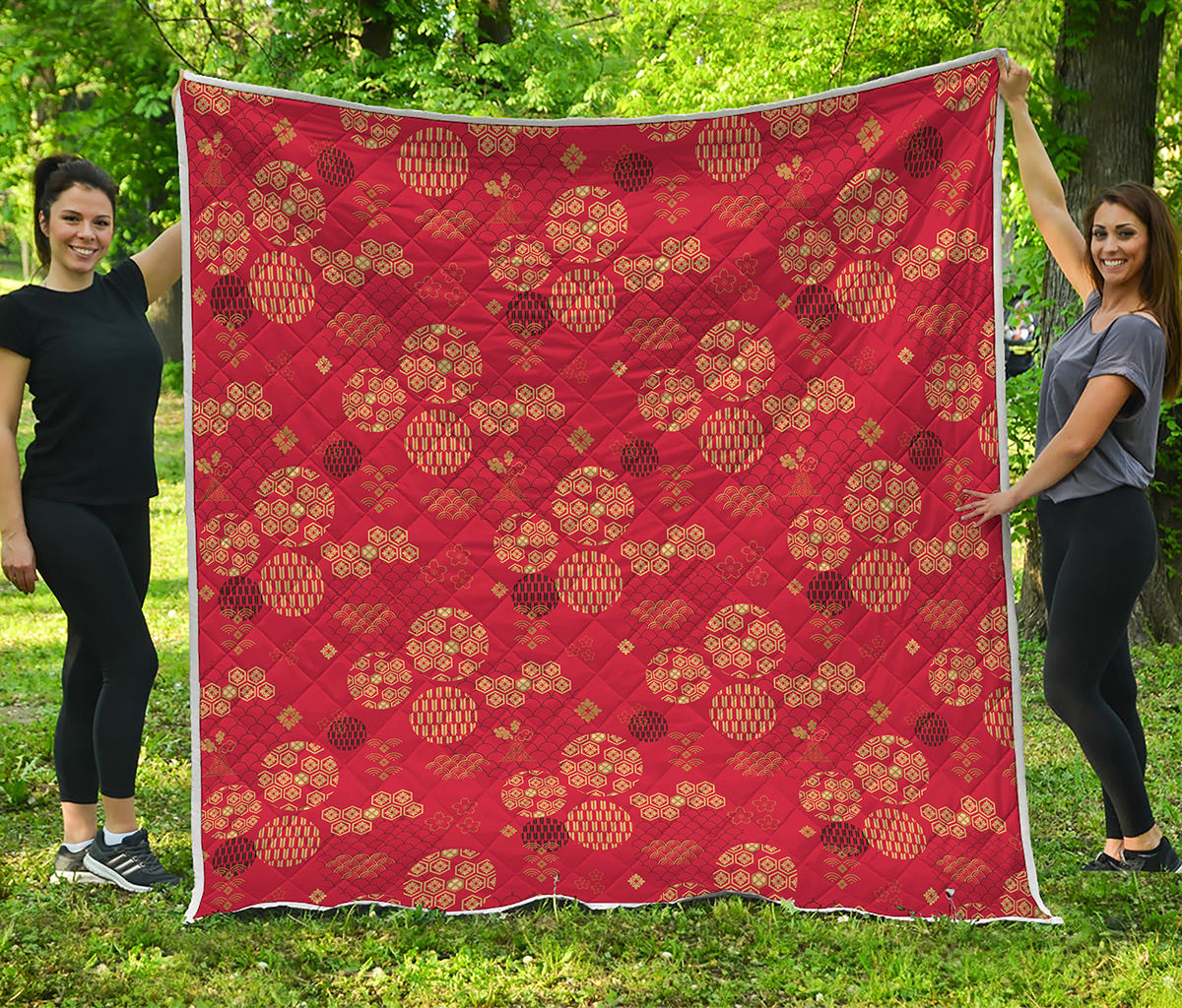 Red Japanese Pattern Print Quilt