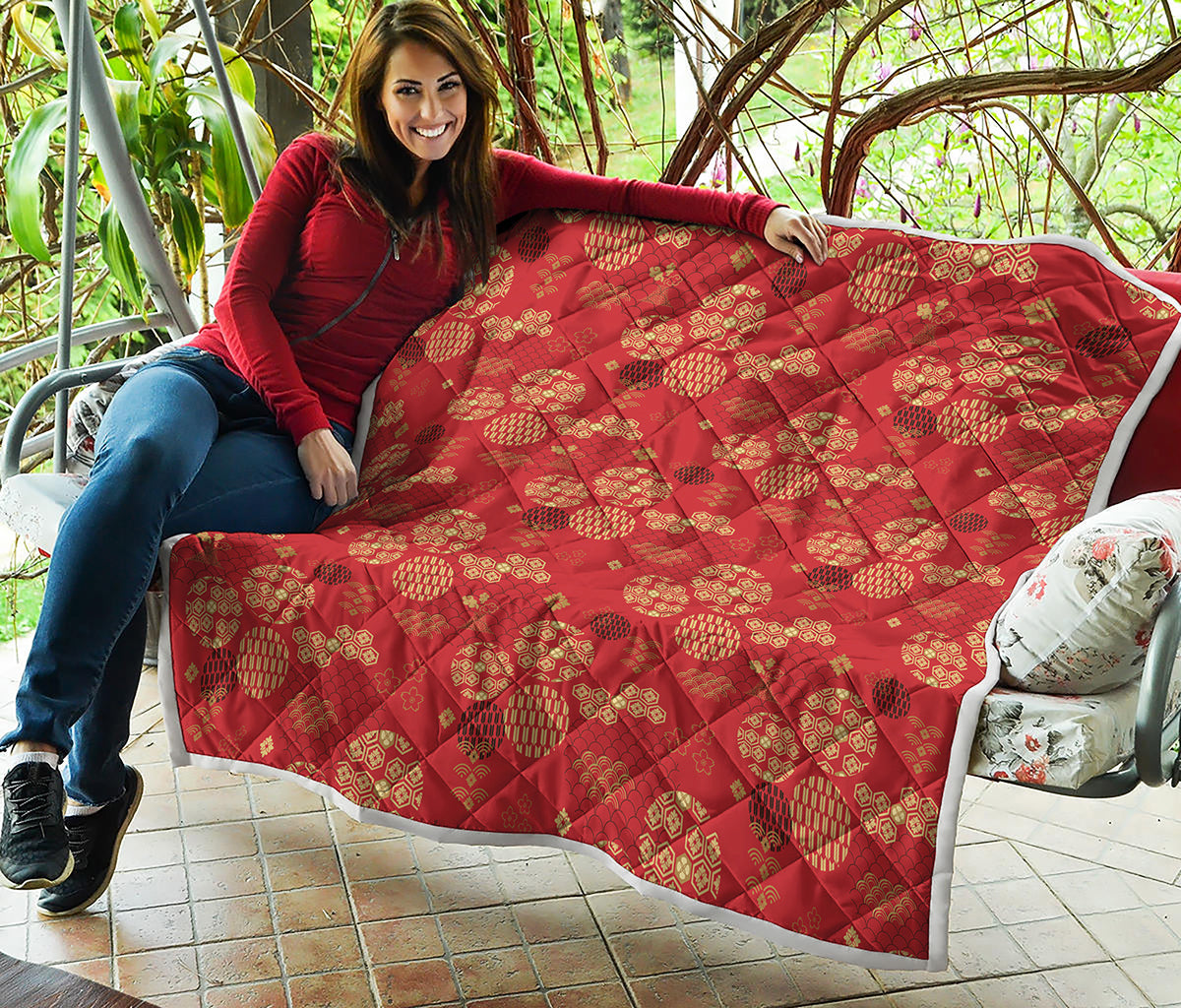 Red Japanese Pattern Print Quilt