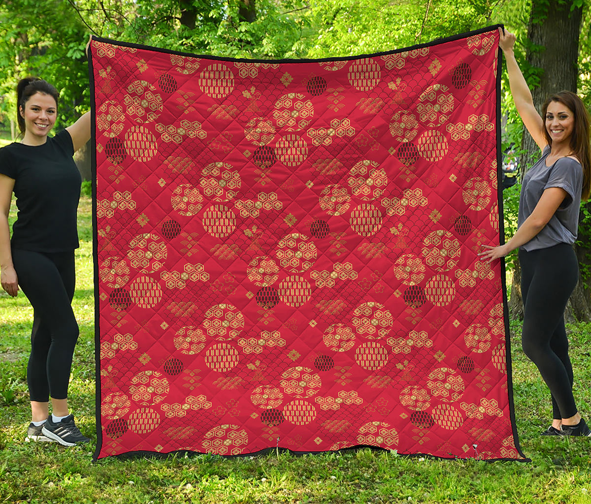Red Japanese Pattern Print Quilt