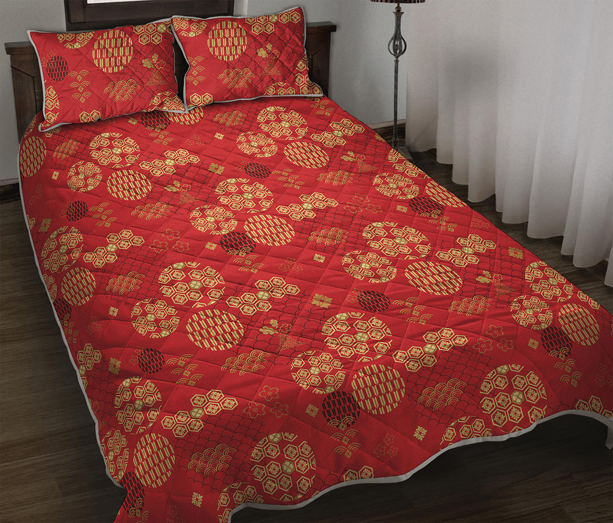 Red Japanese Pattern Print Quilt Bed Set