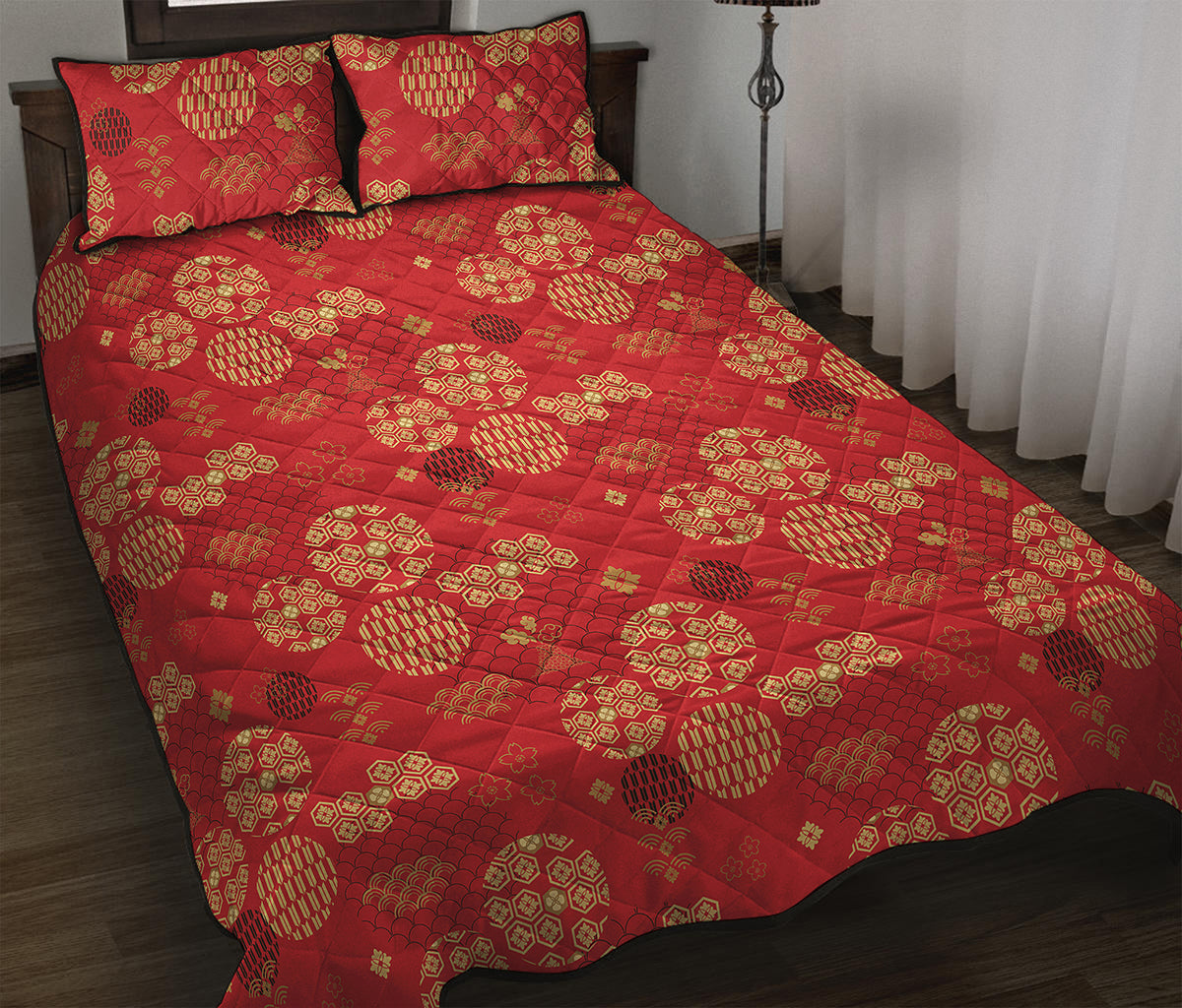 Red Japanese Pattern Print Quilt Bed Set