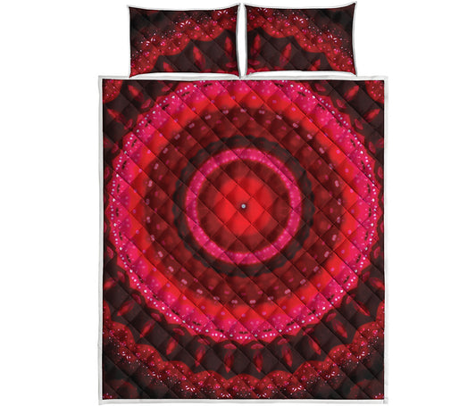 Red Kaleidoscope Print Quilt Bed Set
