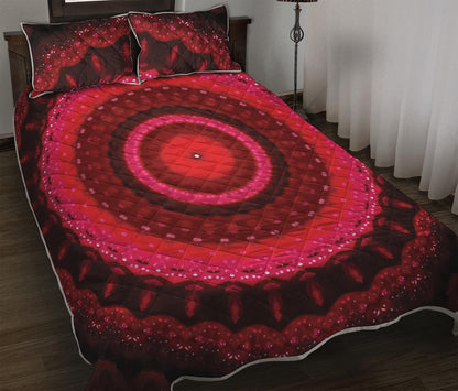 Red Kaleidoscope Print Quilt Bed Set