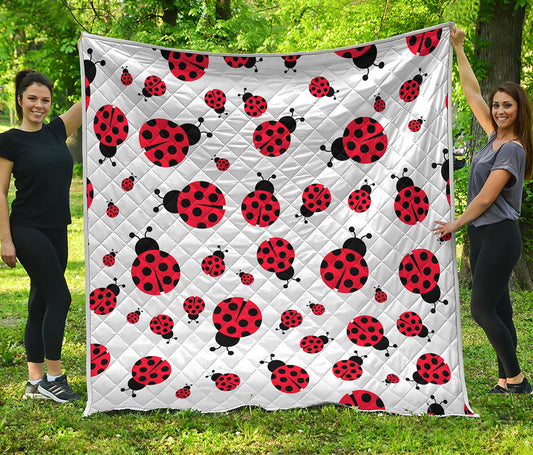 Red Ladybug Pattern Print Quilt