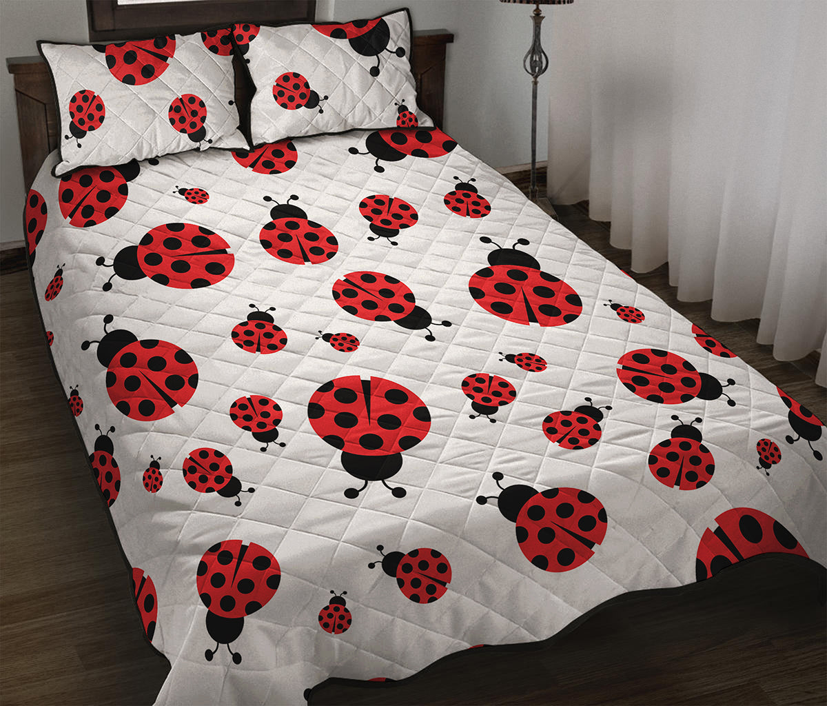 Red Ladybug Pattern Print Quilt Bed Set
