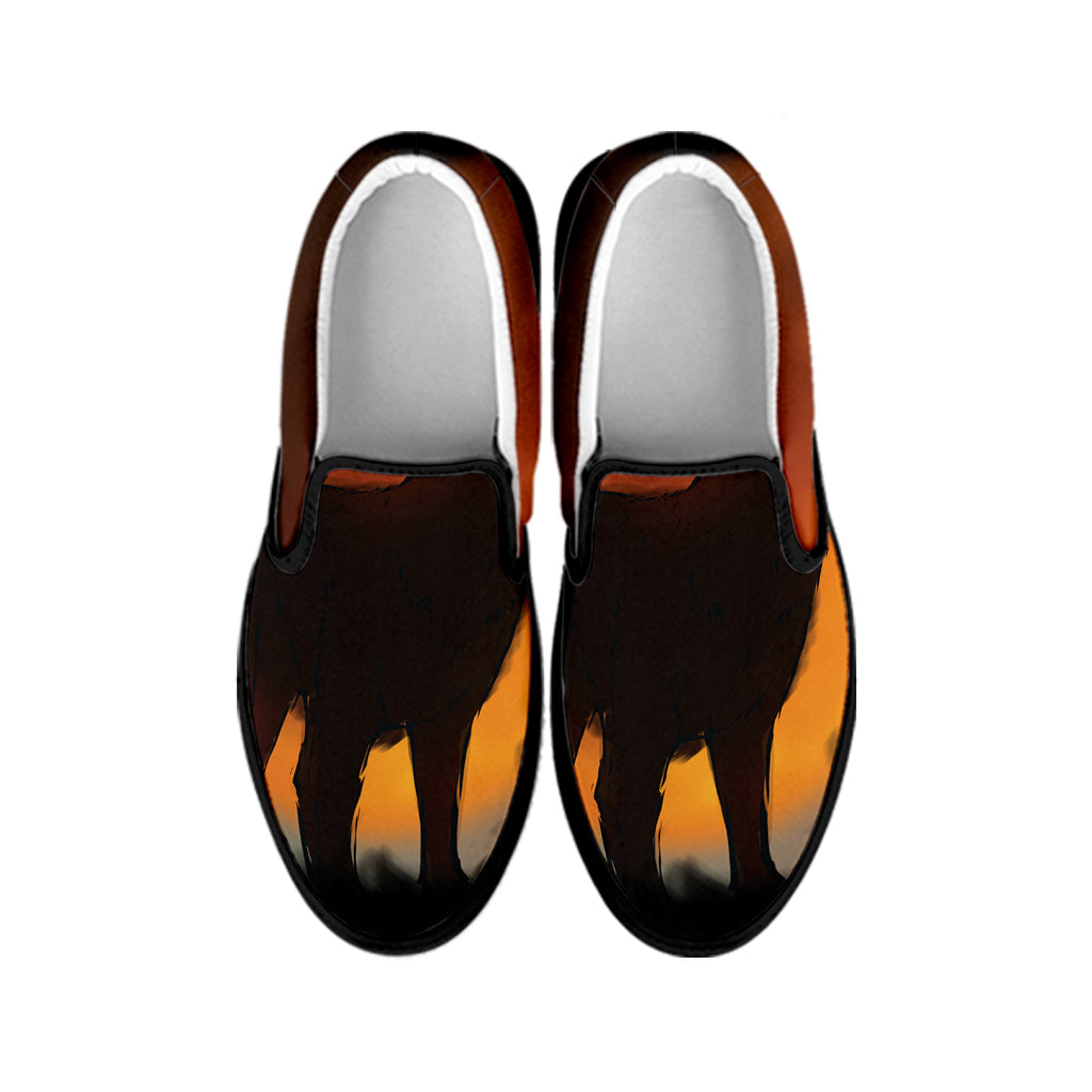 Red Moon Howling Wolf Print Black Slip On Shoes