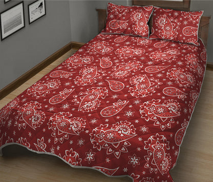 Red Paisley Pattern Print Quilt Bed Set