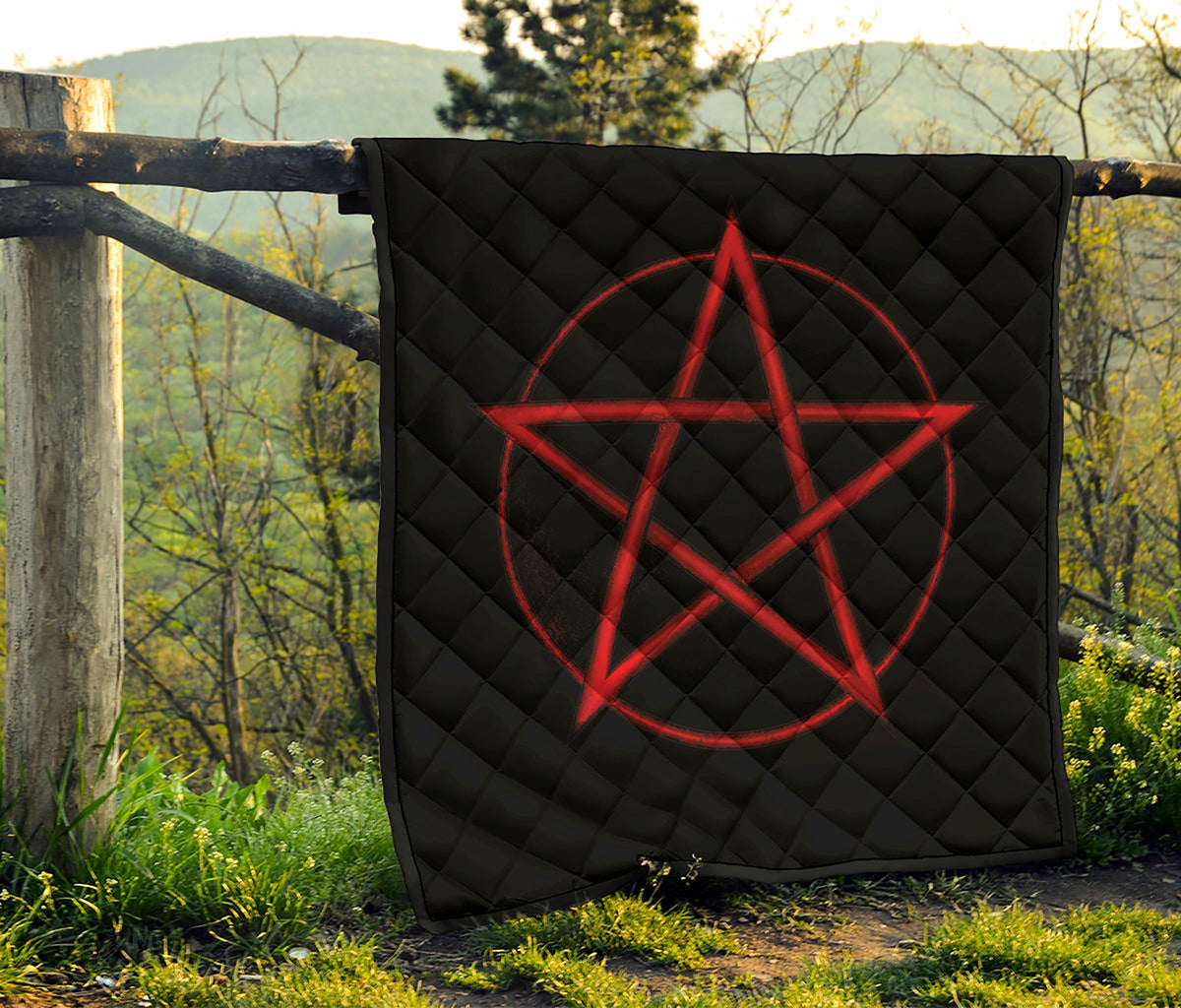 Red Pentagram Symbol Print Quilt
