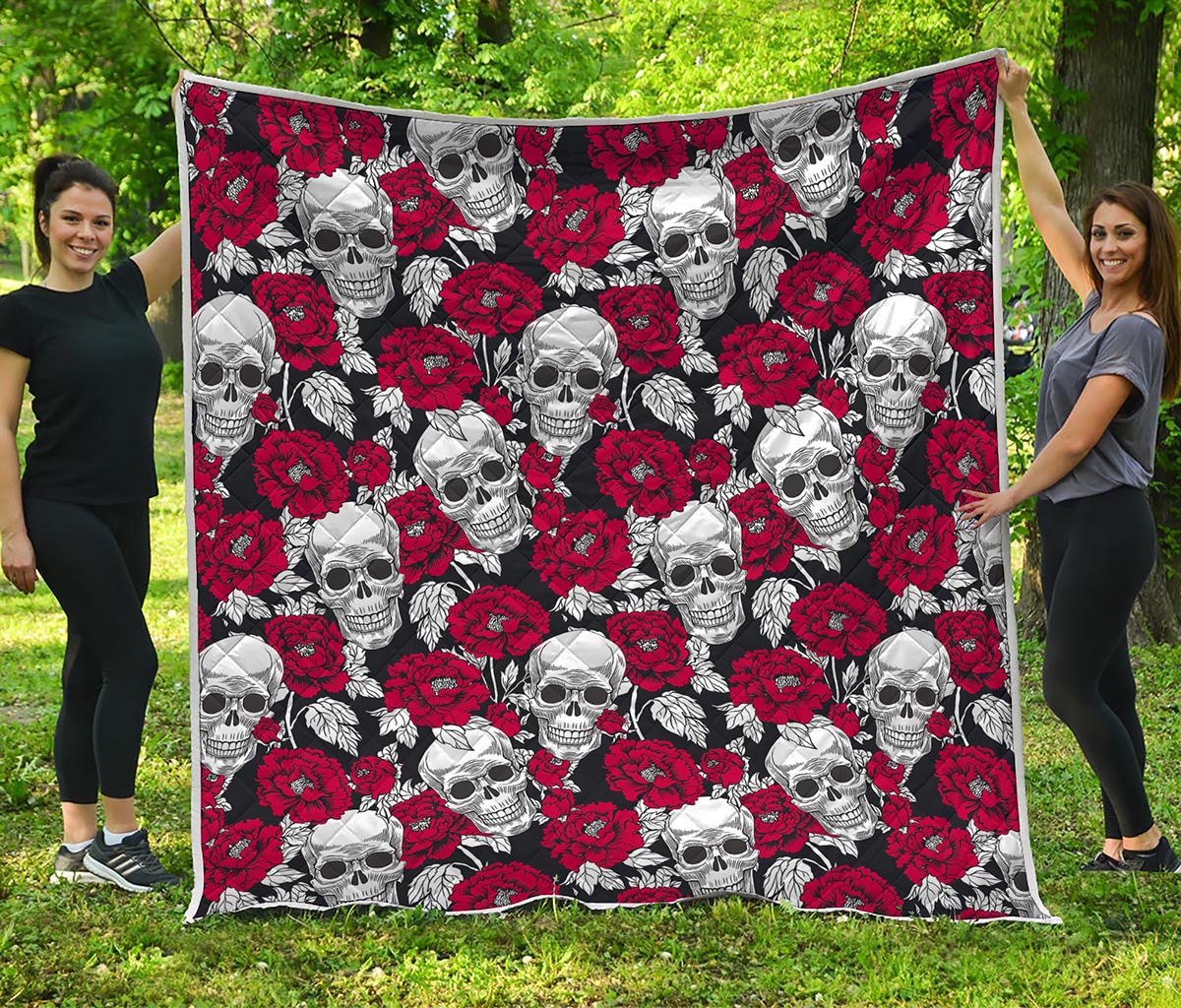 Red Peony Skull Pattern Print Quilt