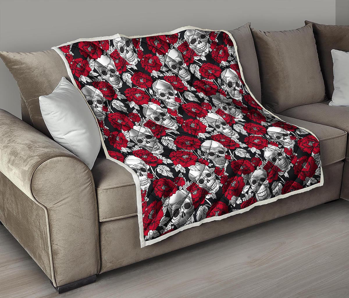 Red Peony Skull Pattern Print Quilt