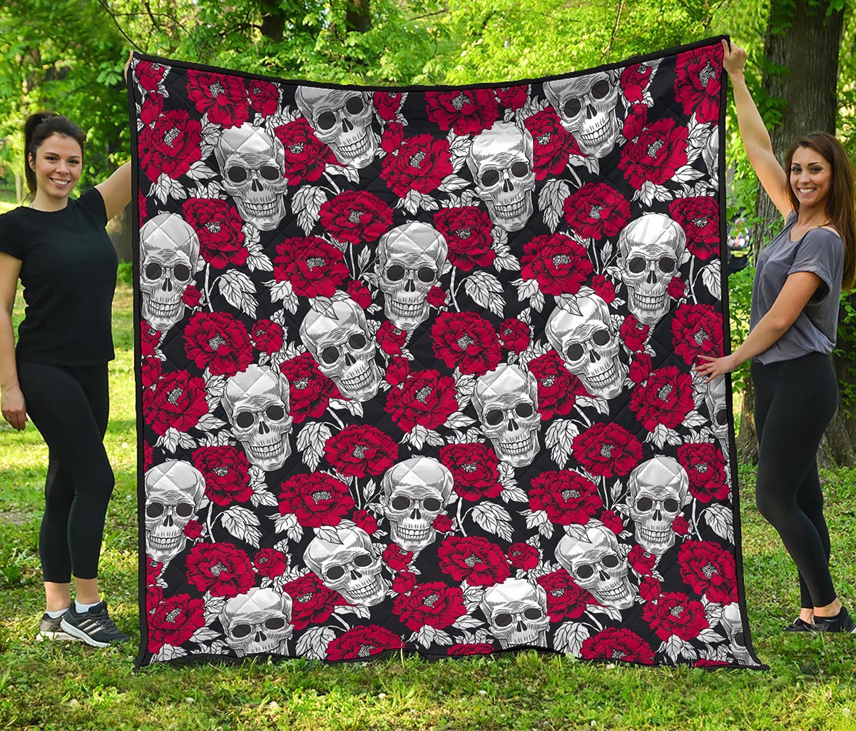 Red Peony Skull Pattern Print Quilt