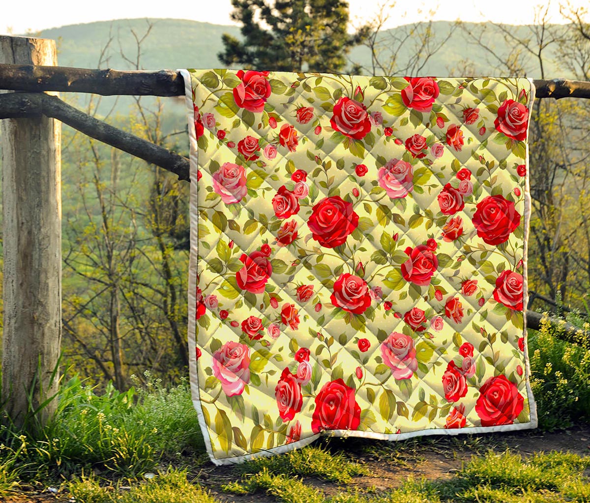 Red Pink Rose Floral Pattern Print Quilt