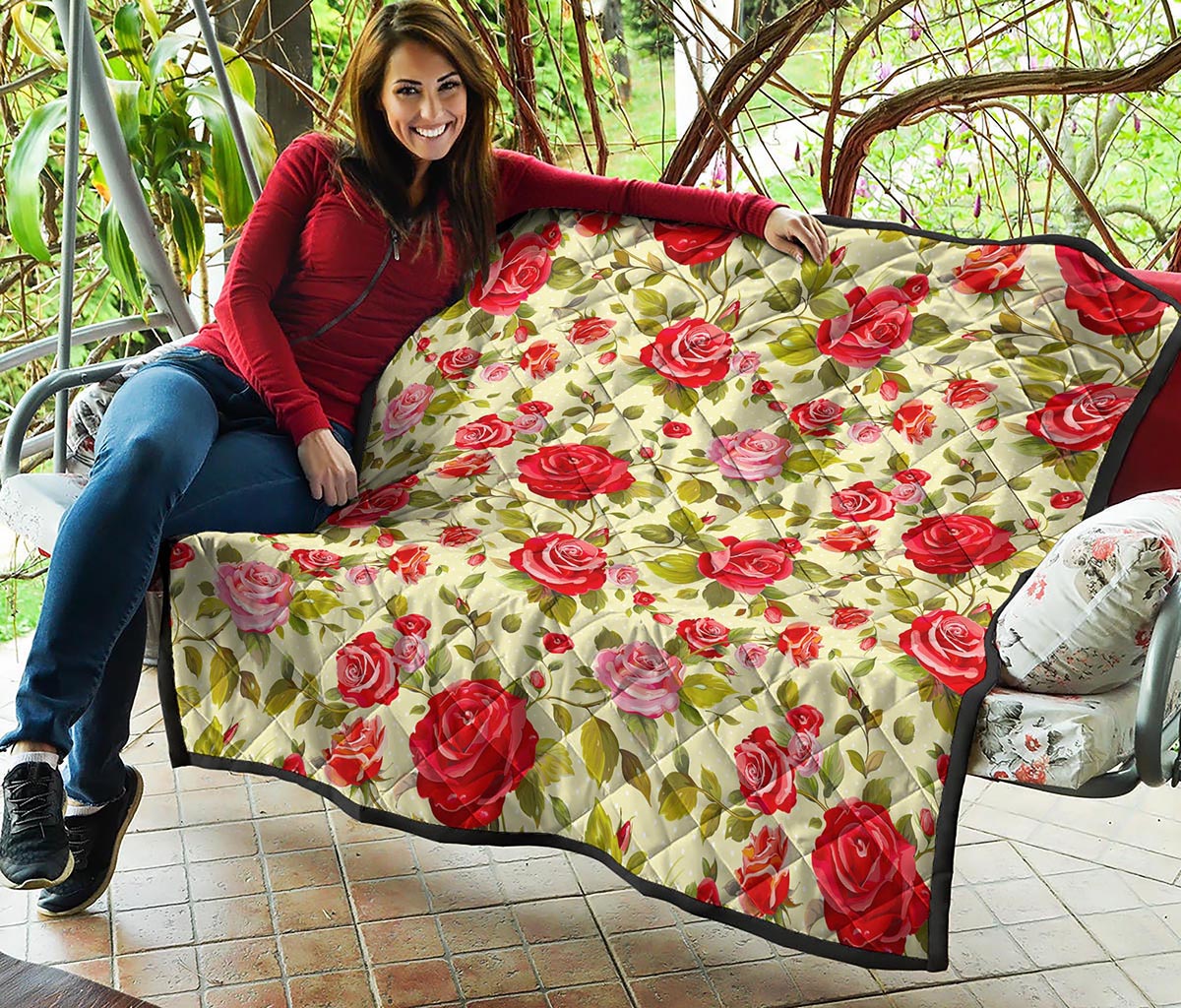 Red Pink Rose Floral Pattern Print Quilt