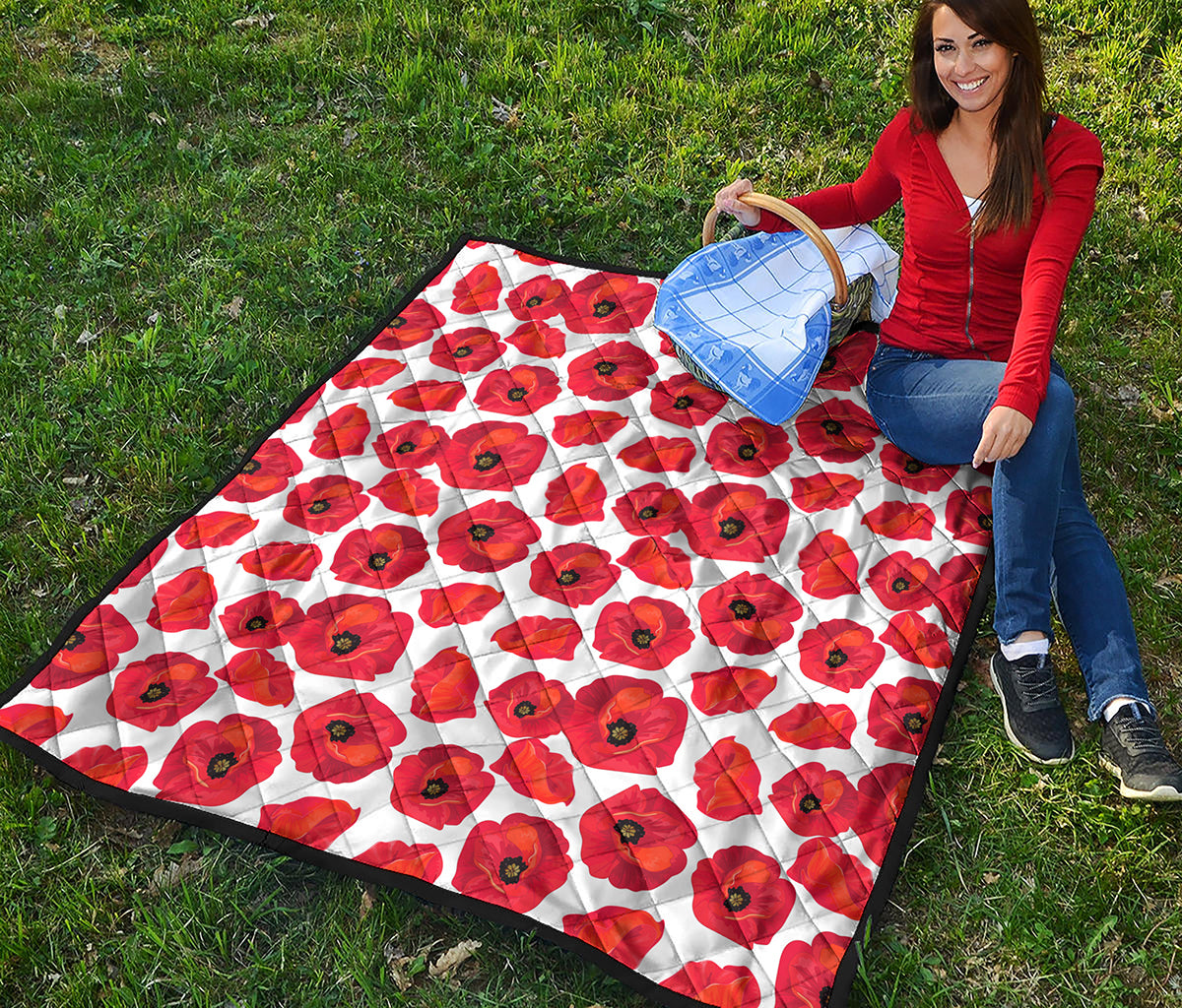 Red Poppy Pattern Print Quilt