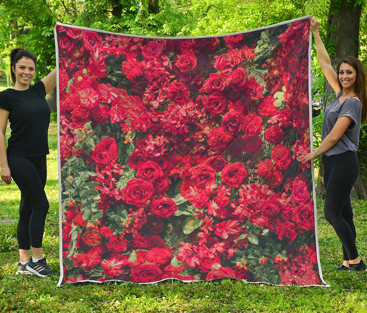 Red Rose Flower Print Quilt