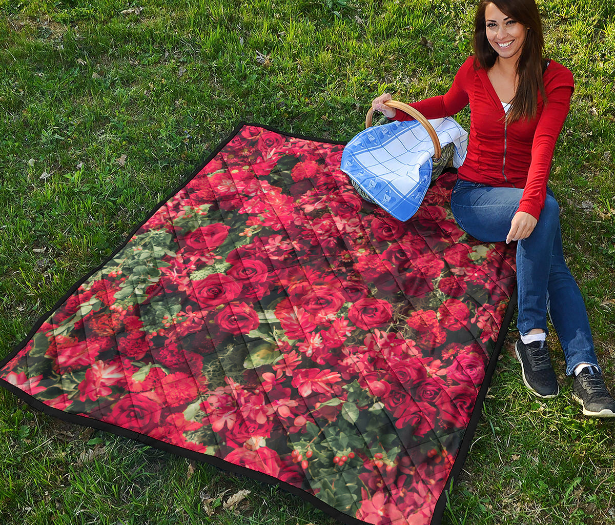 Red Rose Flower Print Quilt