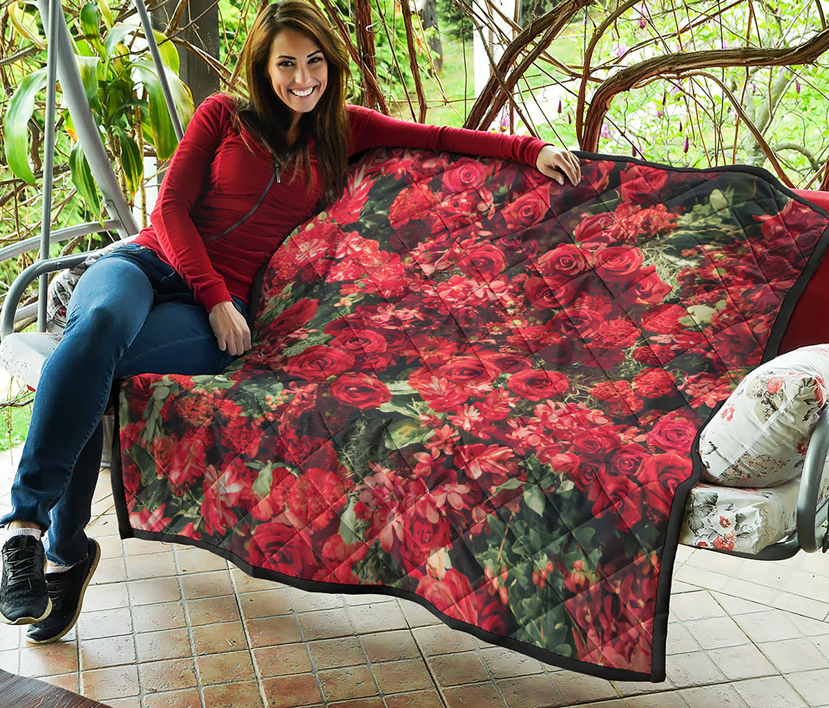 Red Rose Flower Print Quilt