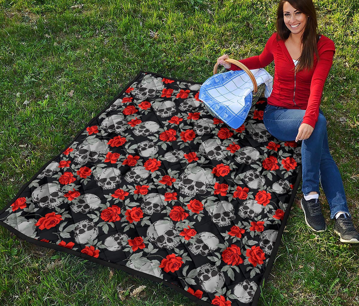 Red Rose Grey Skull Pattern Print Quilt