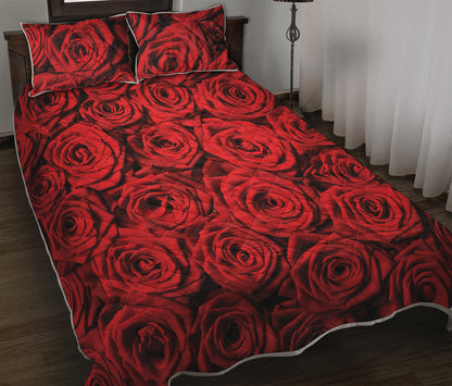Red Rose Print Quilt Bed Set