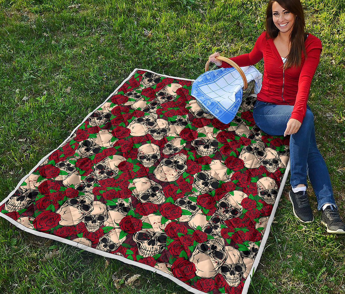 Red Rose Skull Pattern Print Quilt