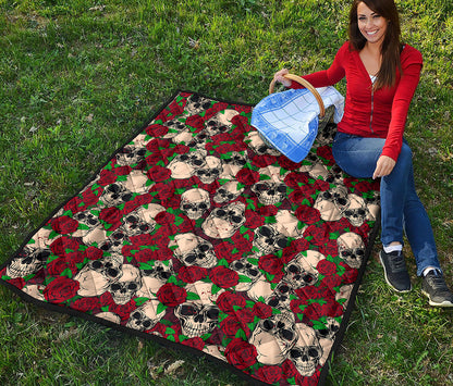 Red Rose Skull Pattern Print Quilt