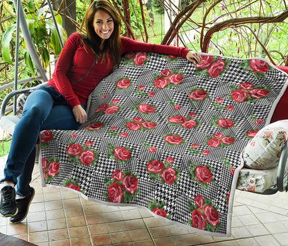 Red Roses Houndstooth Pattern Print Quilt