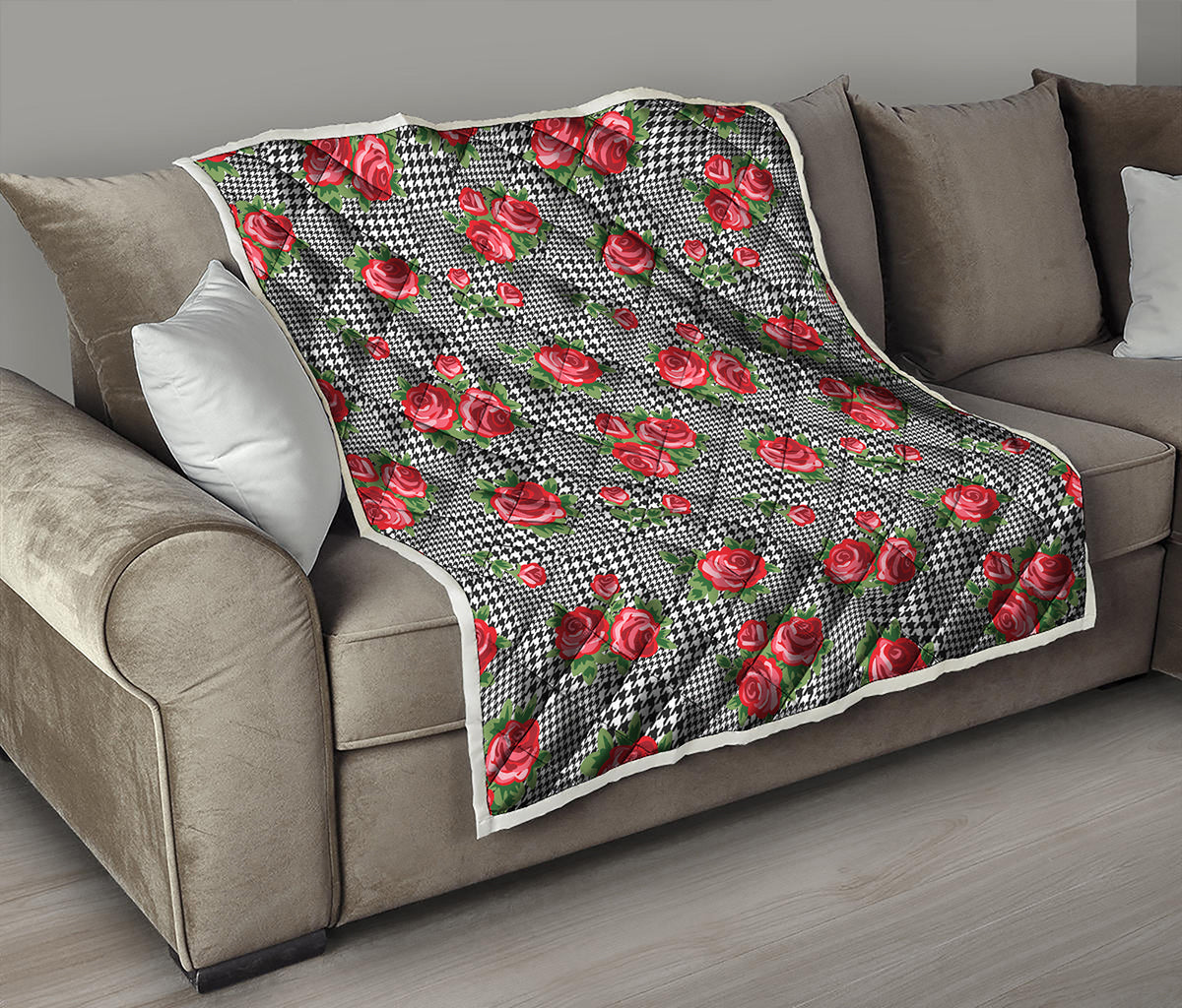 Red Roses Houndstooth Pattern Print Quilt