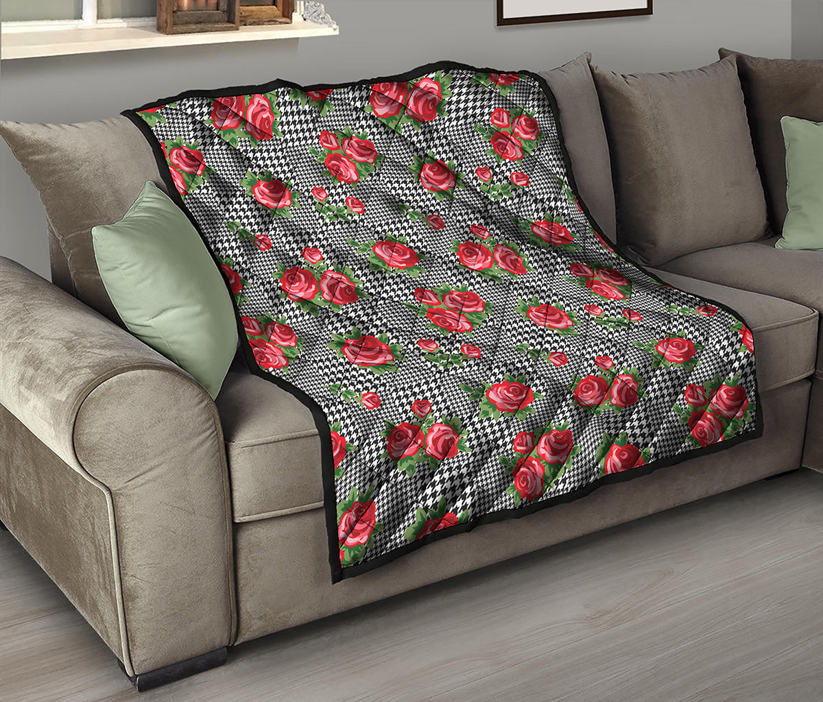 Red Roses Houndstooth Pattern Print Quilt