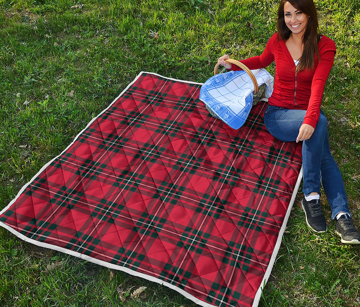 Red Scottish Tartan Pattern Print Quilt