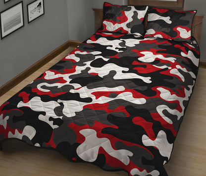 Red Snow Camouflage Print Quilt Bed Set
