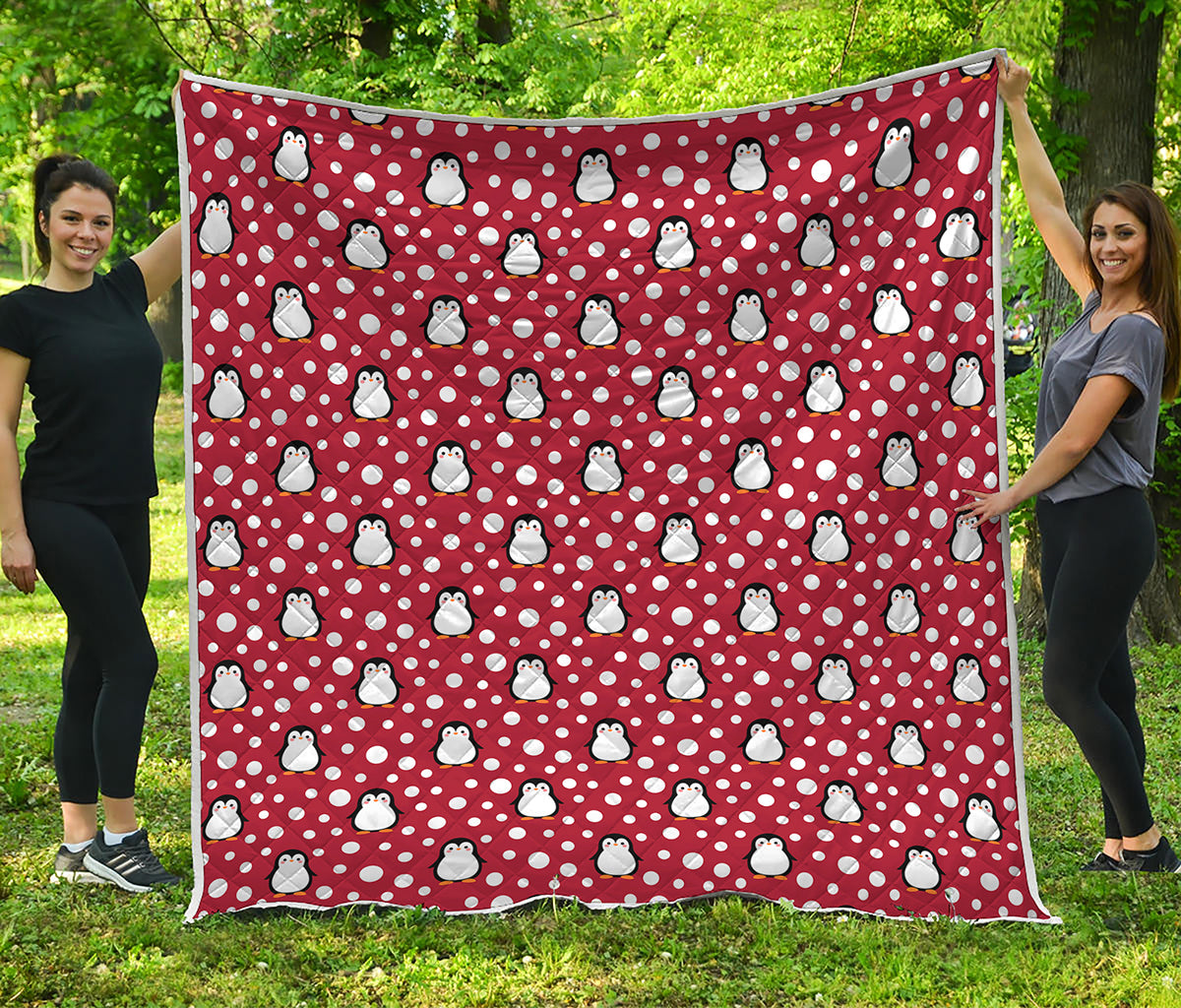 Red Snow Penguin Pattern Print Quilt