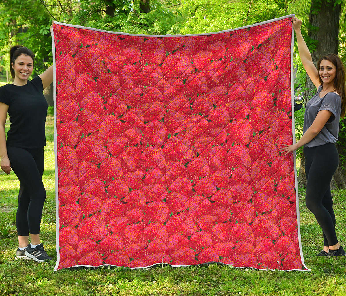 Red Strawberry Pattern Print Quilt