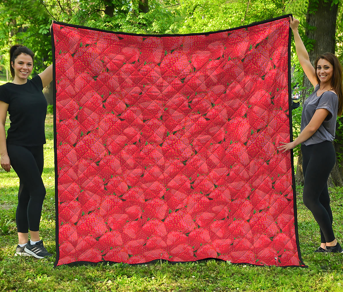 Red Strawberry Pattern Print Quilt