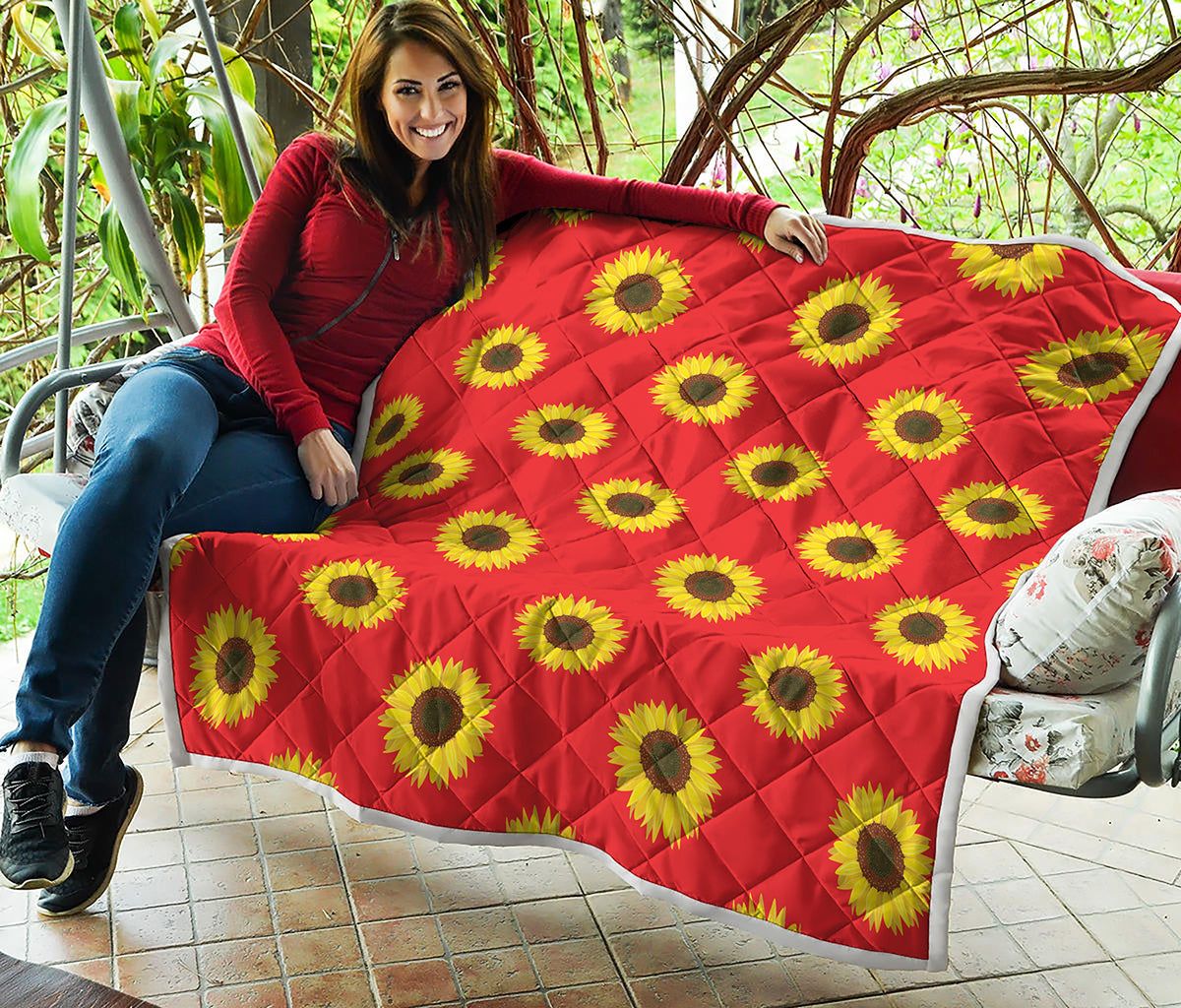 Red Sunflower Pattern Print Quilt
