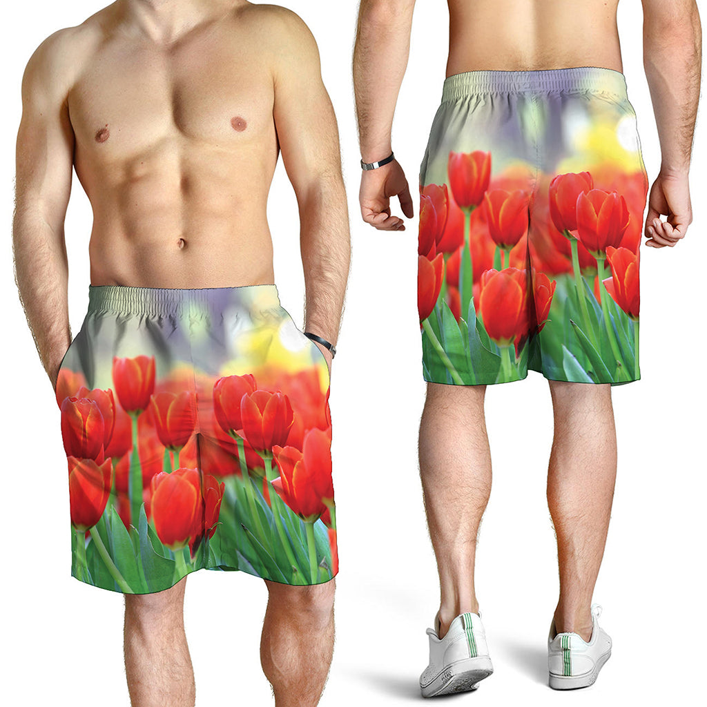 Red Tulip Print Men's Shorts