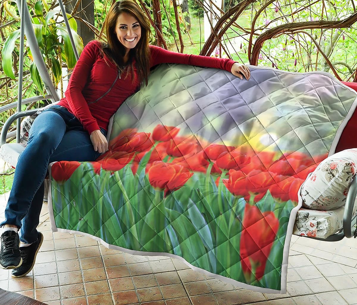 Red Tulip Print Quilt