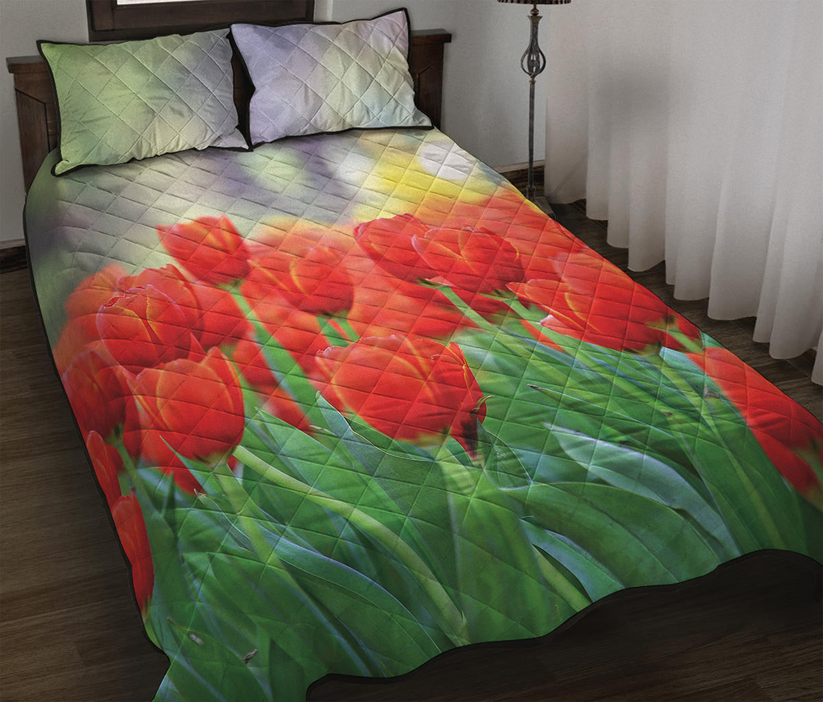 Red Tulip Print Quilt Bed Set