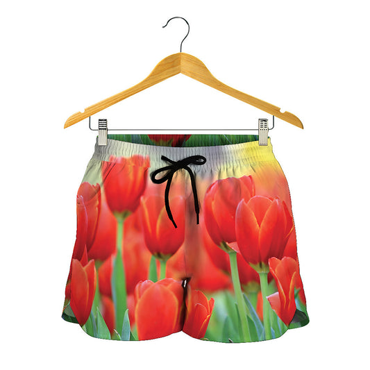 Red Tulip Print Women's Shorts