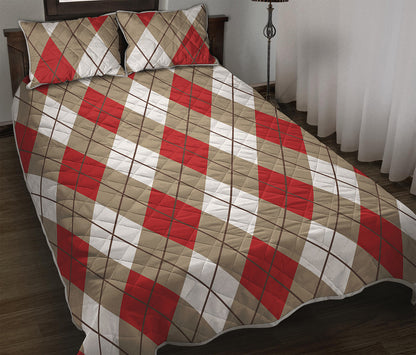 Red White And Beige Argyle Pattern Print Quilt Bed Set