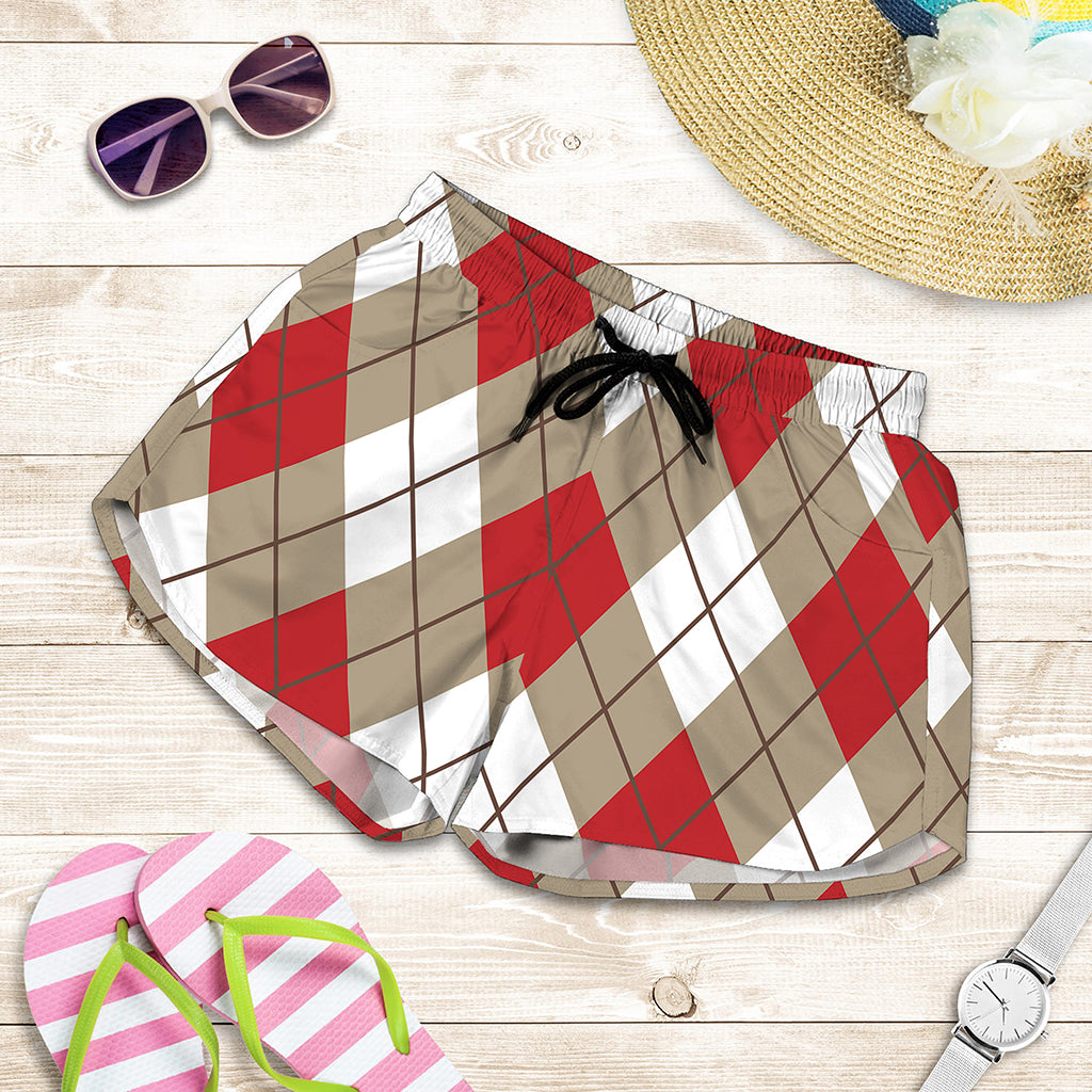 Red White And Beige Argyle Pattern Print Women's Shorts