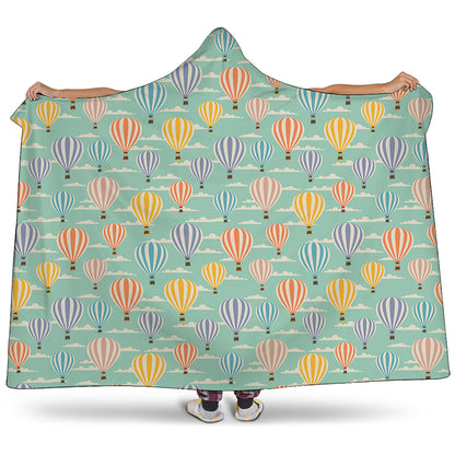 Retro Air Balloon Pattern Print Hooded Blanket