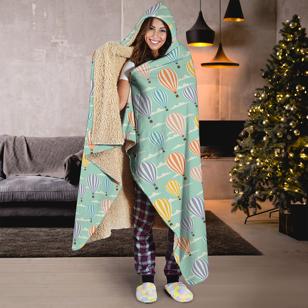 Retro Air Balloon Pattern Print Hooded Blanket