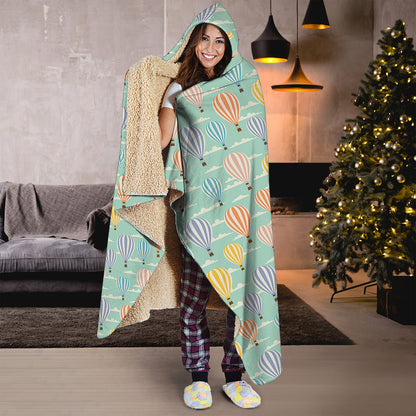 Retro Air Balloon Pattern Print Hooded Blanket