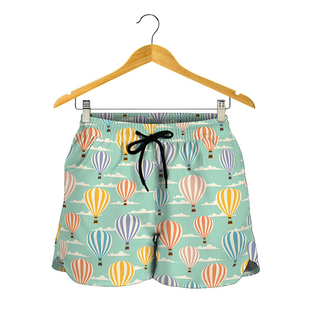 Retro Air Balloon Pattern Print Women's Shorts