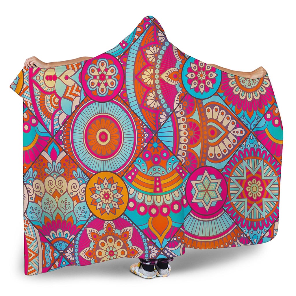 Retro Bohemian Mandala Pattern Print Hooded Blanket