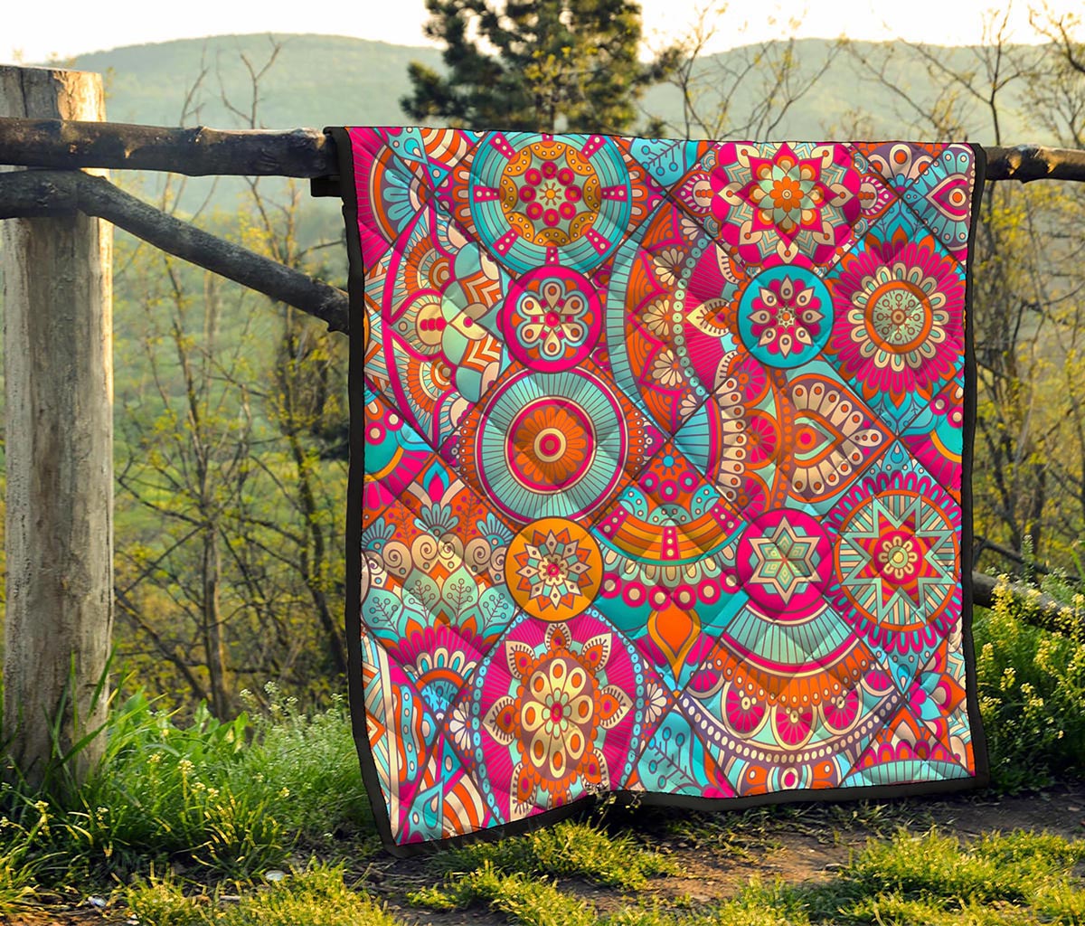 Retro Bohemian Mandala Pattern Print Quilt