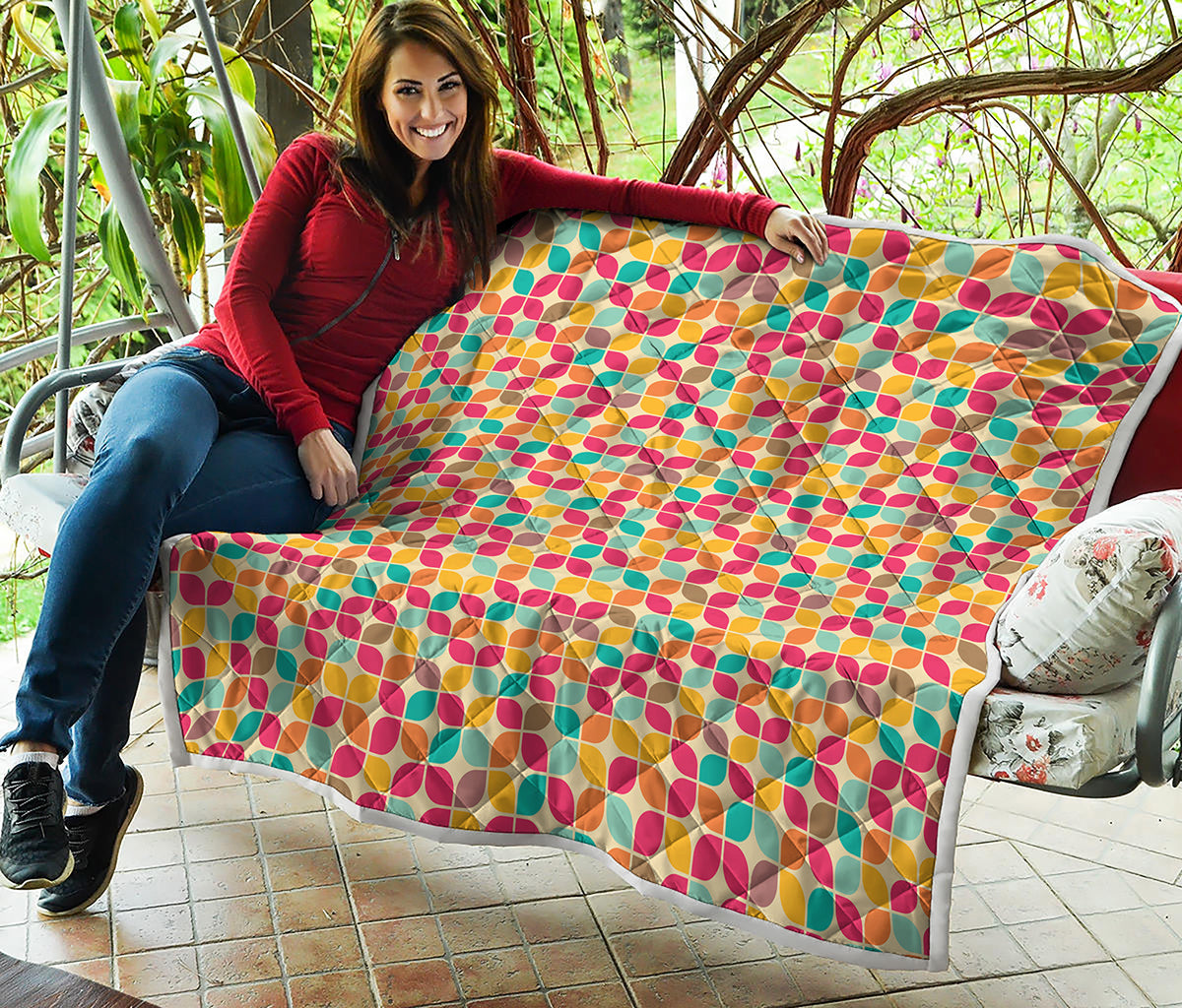 Retro Geometric Rounded Square Print Quilt